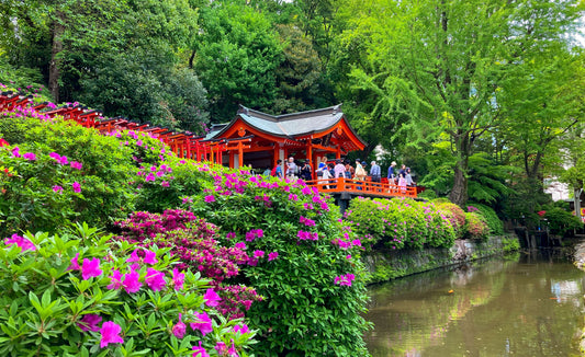 Santuario di Nezu (根津神社)